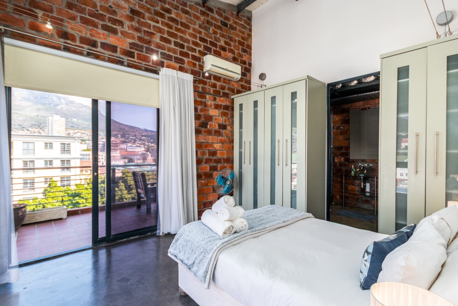 2 Bedroom Property for Sale in Cape Town City Centre Western Cape